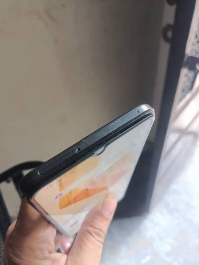 10\10 condition with box nd original charger