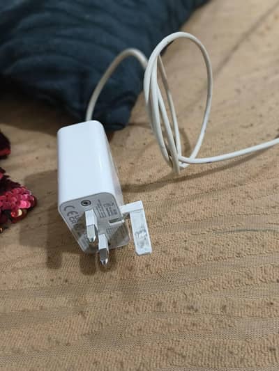 66 watt Huawai And 33Watt Xiaomi Chargers