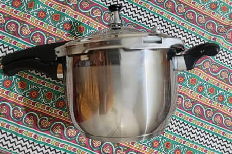stainless steel heavy base pressure cooker