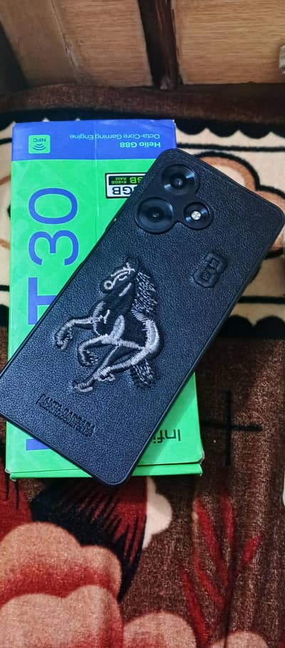 Infinix hot 30 8+128