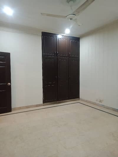 14 marla 3 bed upper portion for rent in psic society near lums dha lhr