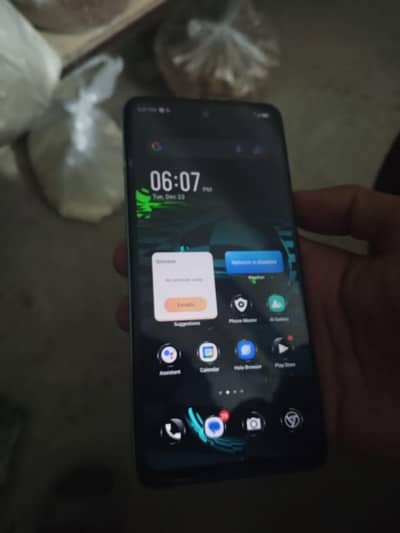 bhot acha mobile ha battery bhot achii ha 10/10 box ni ha charge ha