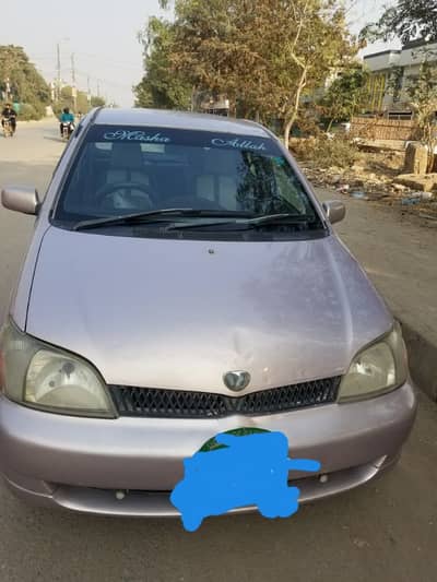 Toyota Platz 2001