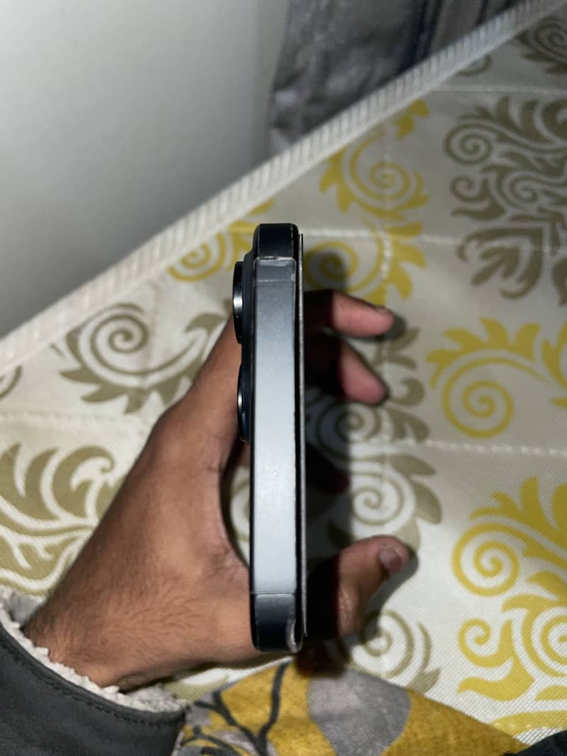 15 pro max JV 256 GB 3