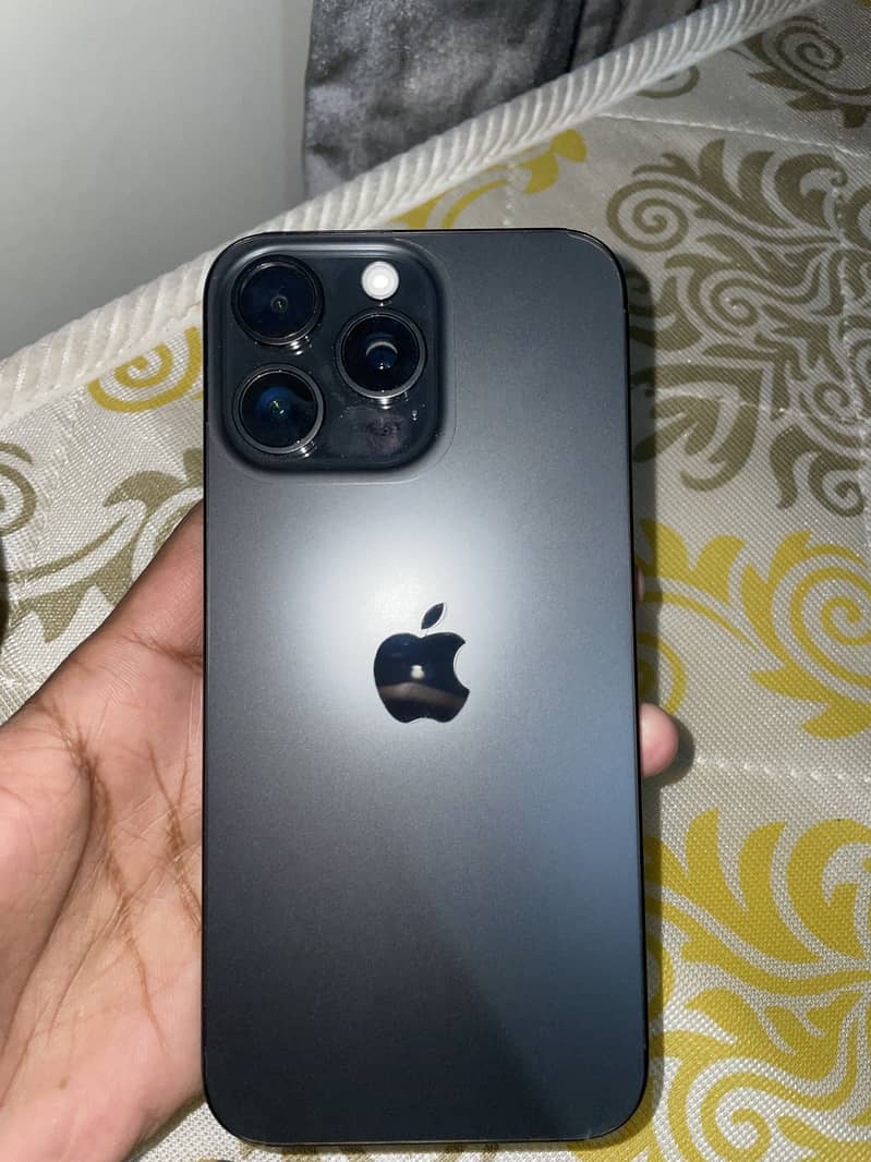 15 pro max JV 256 GB 4