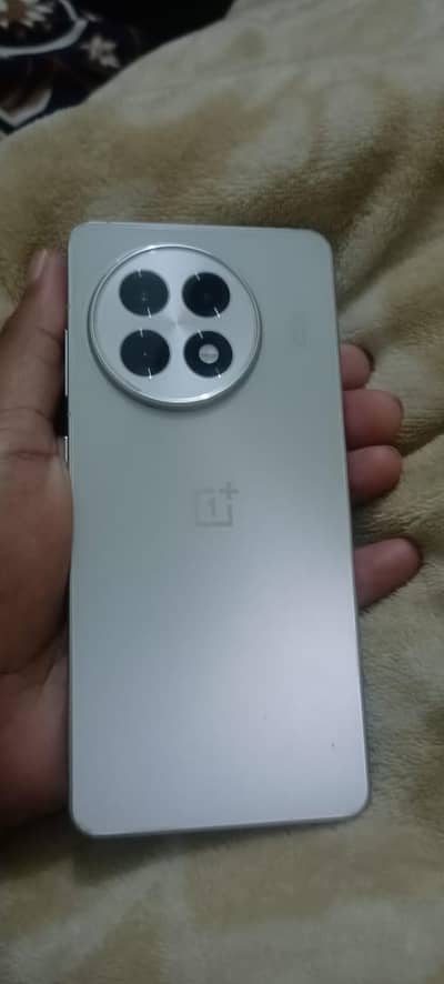 OnePlus ace 5 for sale band new