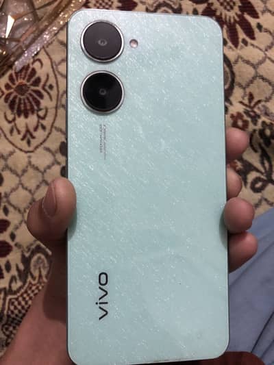 Vivo y03 4+4 / 64 gb