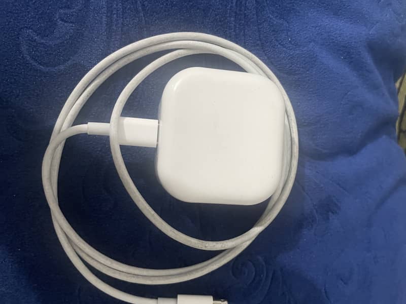 Iphone 20w adapter orignal 2