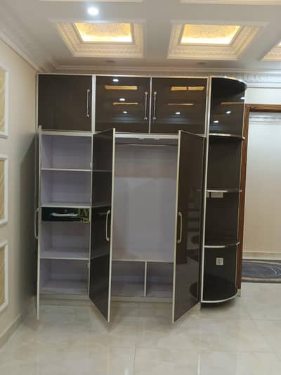 carpenter wood worker/ 03174578166