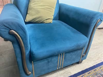 5 Seater Sofa sea green color used