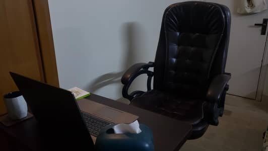 Urgent | Office Chair & Table