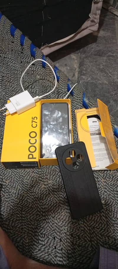 poco c75 5G 8 256gb 10/10 box charger all okay