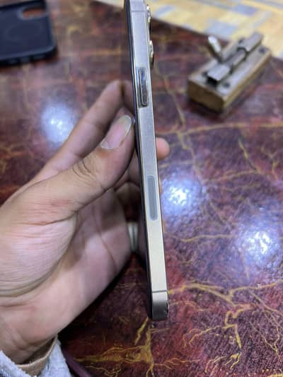 I phone 13 pro max jv  256 gb