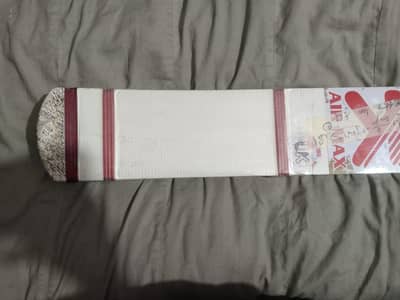 UK BRAND LIGHT WEIGHT NEW CONDITION