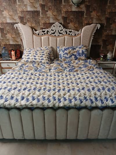 Queen size double bed new only 3 months used