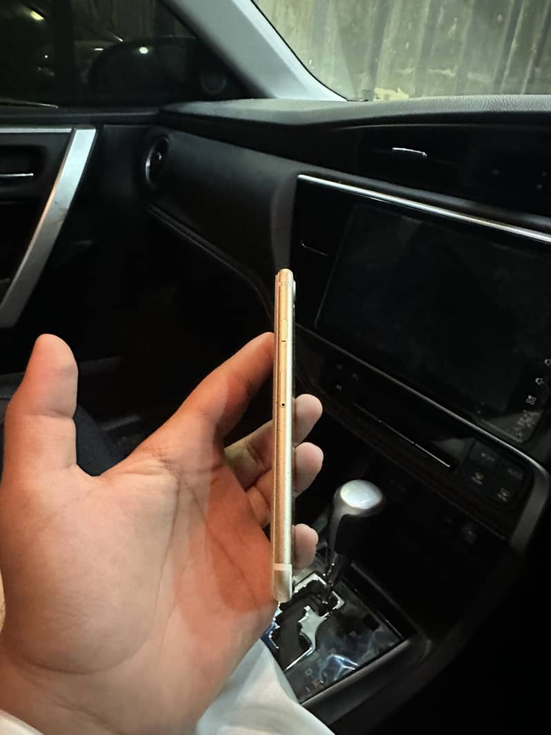 iPhone 7 128gb Pta Approved 2