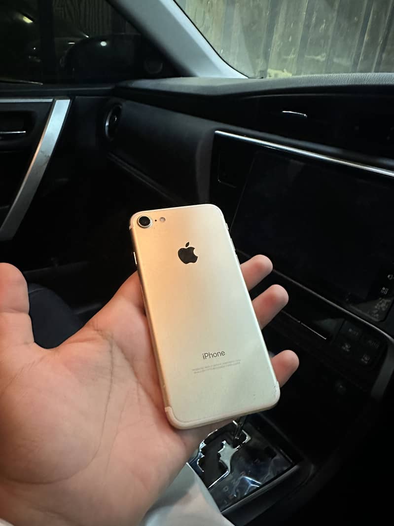iPhone 7 128gb Pta Approved 3