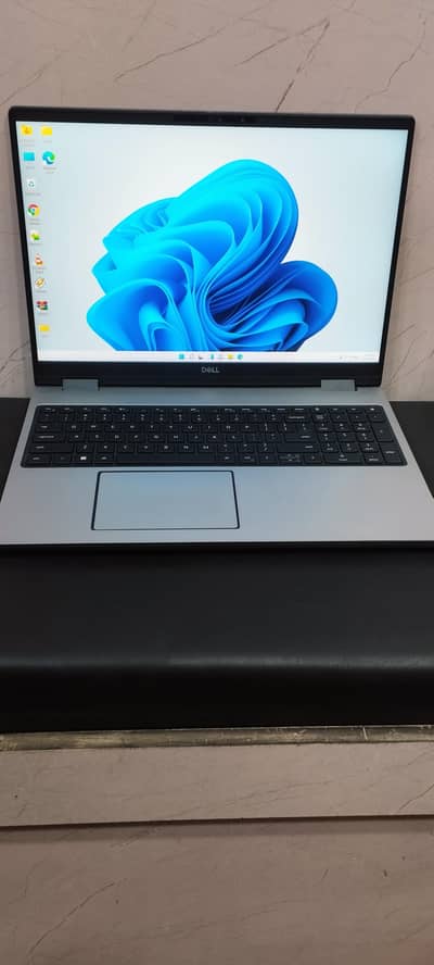 DELL  Precision 7670 i7 12th Generation
