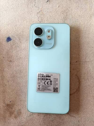 4+4 GB ram. 128 memories