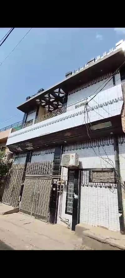 Double Storey house with spacious mumty