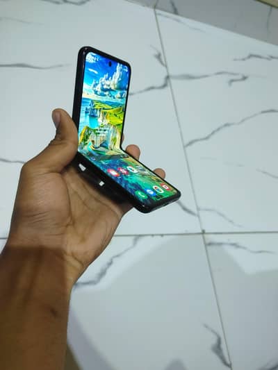 Samsung Galaxy z flip 3 mobile phone fold