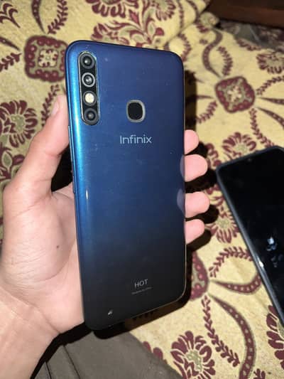 Infinix hot 8