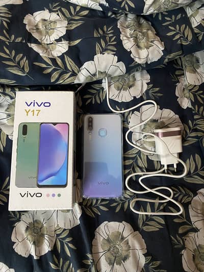 Vivo y17 8/256. with box dual sim pta approved