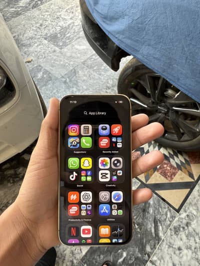 I phone 13 pro Golden Jv 128GB 10/10 total geniun scratchless