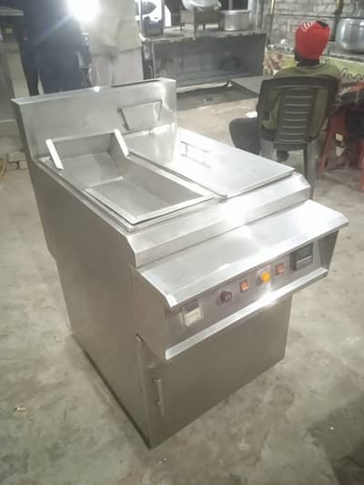 Fryer , hot plate, hot case