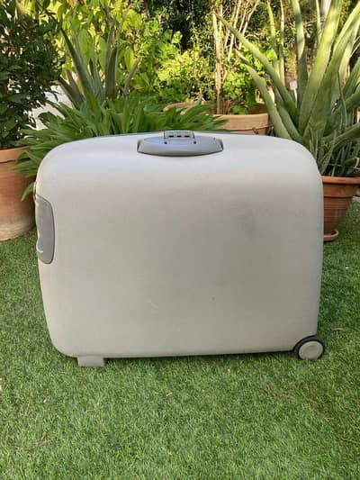 Samsonite hardside rolling bag