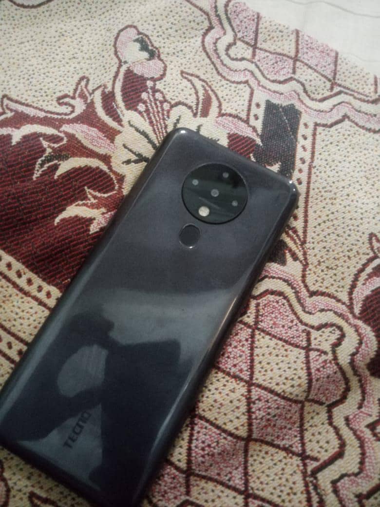 Tecno spark 6 1