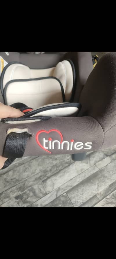 Tinnies Baby Carrier