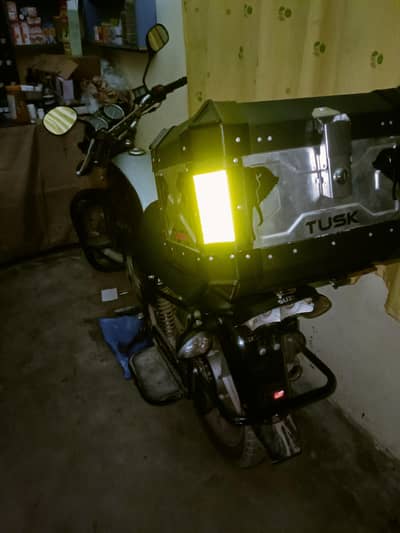Suzuki GS 150 spatial addition