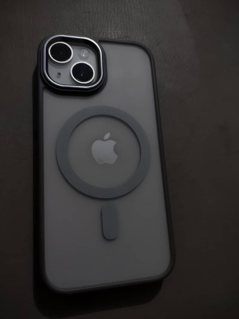 iPhone 14 3