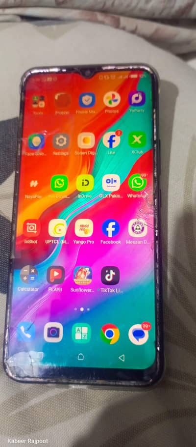 Infinix Hot 8 Lite with box