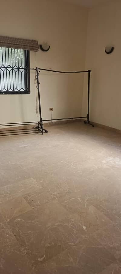 dha 2 450 feet distribution Godwon macanic ya office