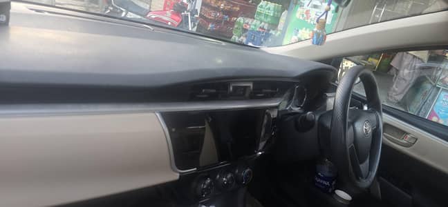 toyota corolla GLi  2017 in very good condition for sale