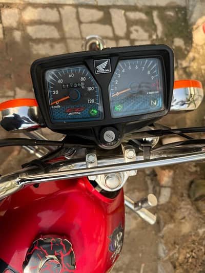 Cg 125 Self Start Silver edition 2023