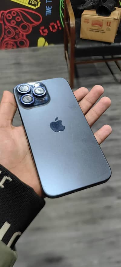 iphone 15 pro max [non PTA]