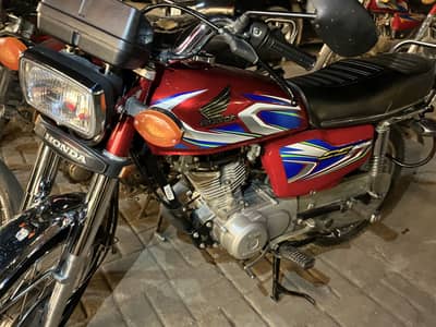 Honda 125 2022  model lush condition