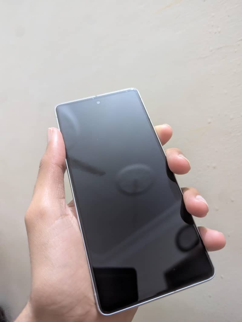 Google Pixel 7 5