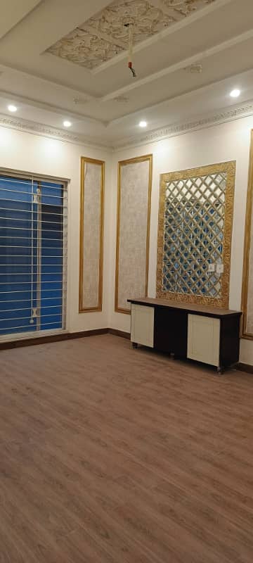 10 MARLA BRAND NEW HOUSE FOR RENT IQBAL TOWN