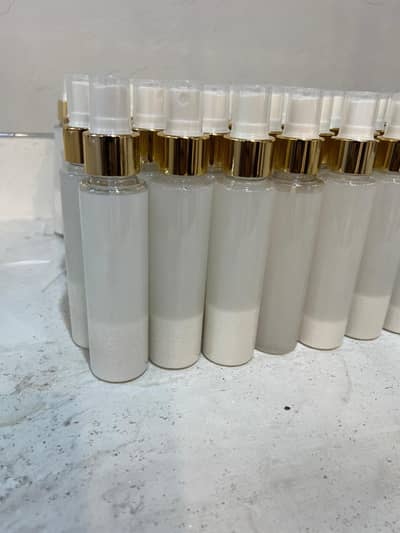 Premium 100ml Clear Plastic Bottles Low MOQ of 100 Pieces for Sale