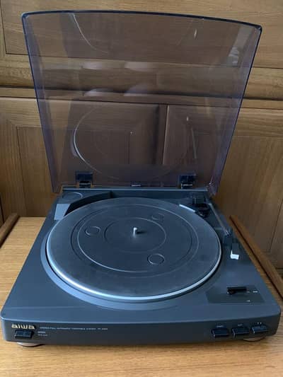 Aiwa turnable record player