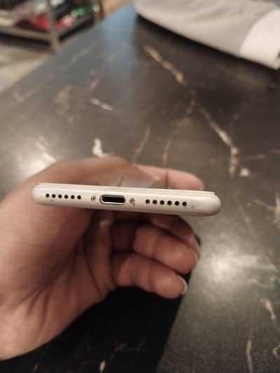 all ok mobile hai  battery health 80%