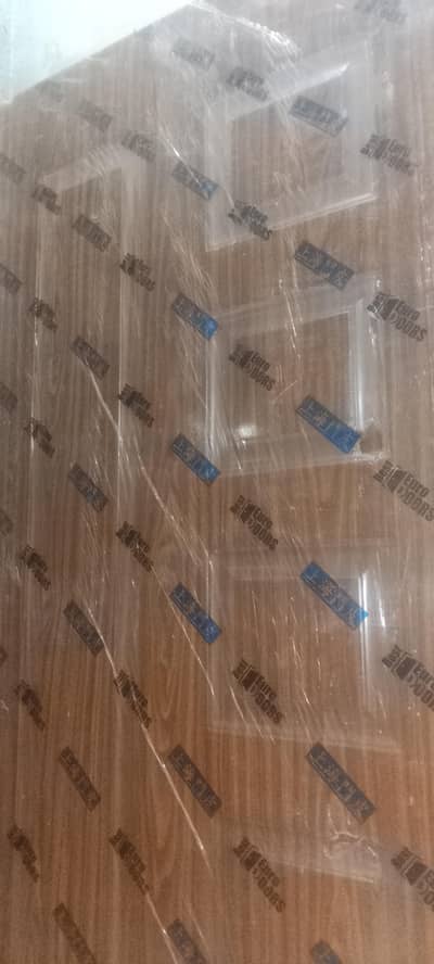 wood doors only laga k udar diay  bilkul new ha