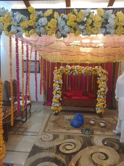 wooden chinioti jhoola