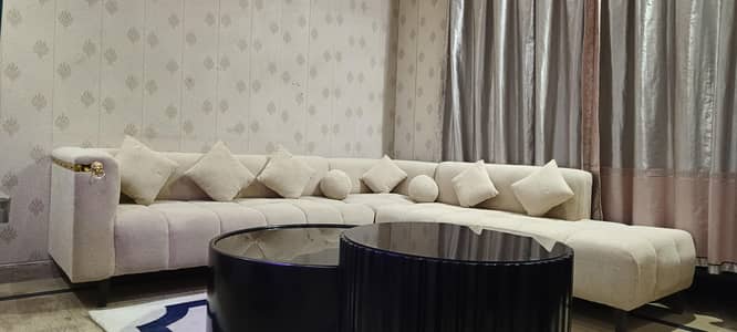 L Shaped Sofa new full Use nhi kia abi