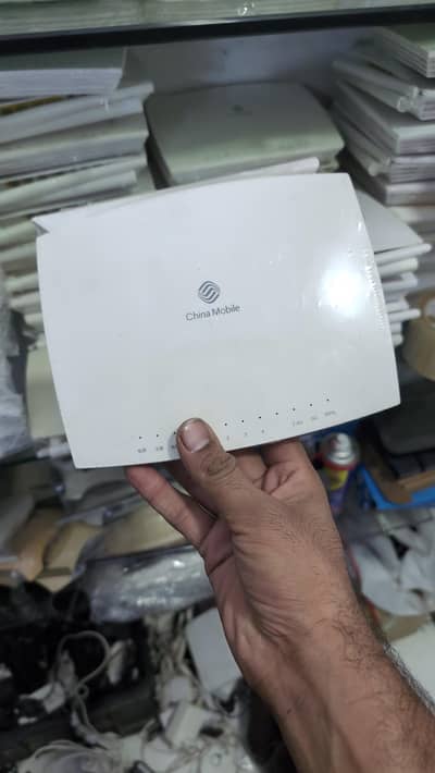 female required for online order picking on WhatsApp and chat response