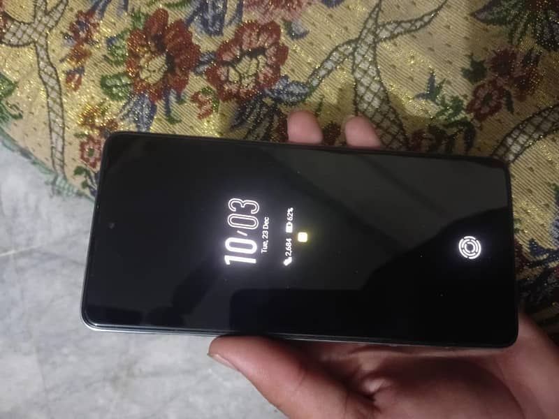 Tecno Camon 20 (8+8) (256) 3